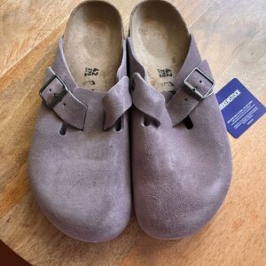 Birkenstock Boston clog in purple.
